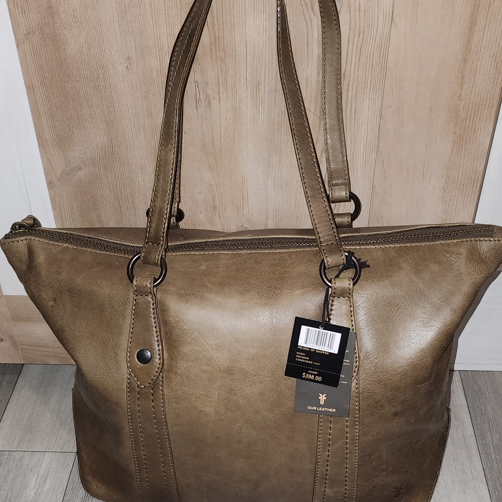 *New* Frye Melissa Zip Shopper